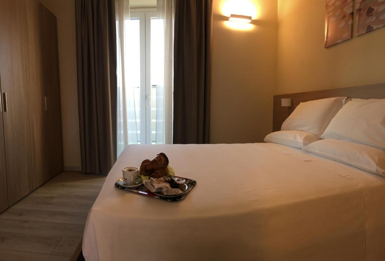 Terrazza Rooms Castrezatto Екстер'єр фото