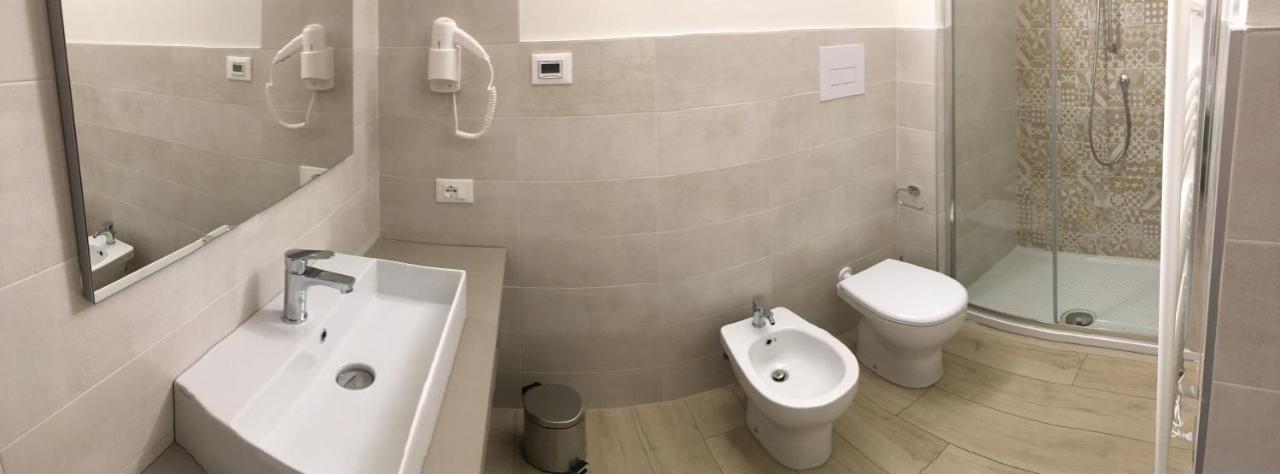 Terrazza Rooms Castrezatto Екстер'єр фото