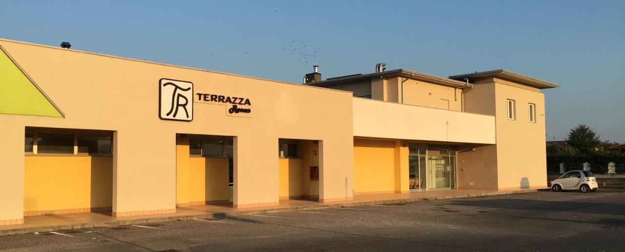 Terrazza Rooms Castrezatto Екстер'єр фото