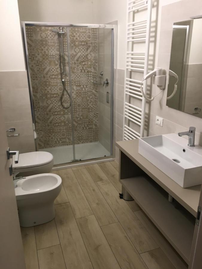 Terrazza Rooms Castrezatto Екстер'єр фото