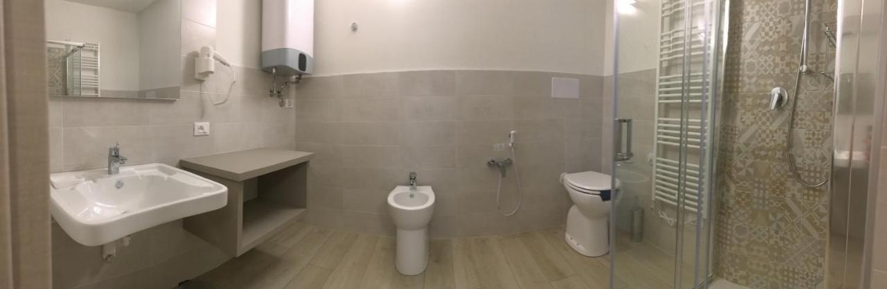 Terrazza Rooms Castrezatto Екстер'єр фото