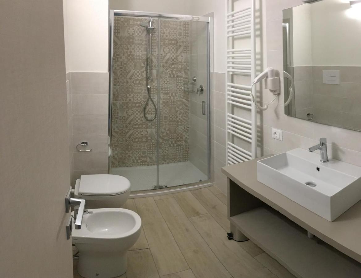 Terrazza Rooms Castrezatto Екстер'єр фото