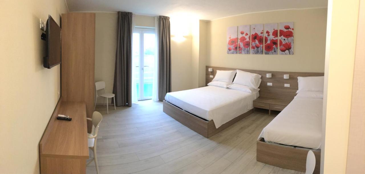 Terrazza Rooms Castrezatto Екстер'єр фото