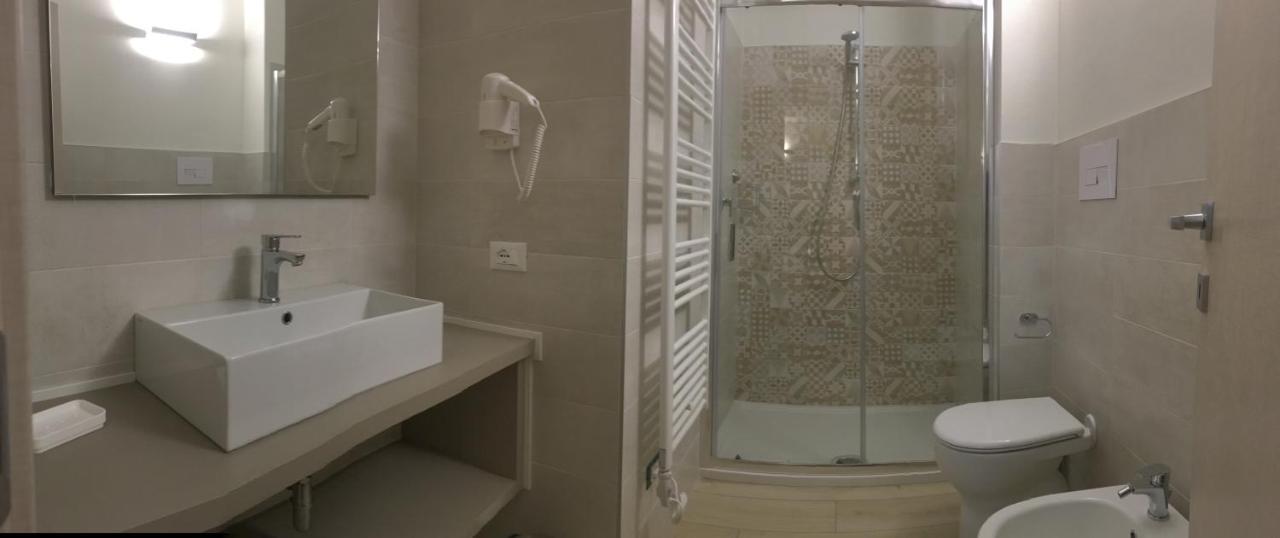 Terrazza Rooms Castrezatto Екстер'єр фото