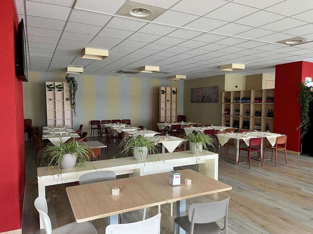 Terrazza Rooms Castrezatto Екстер'єр фото